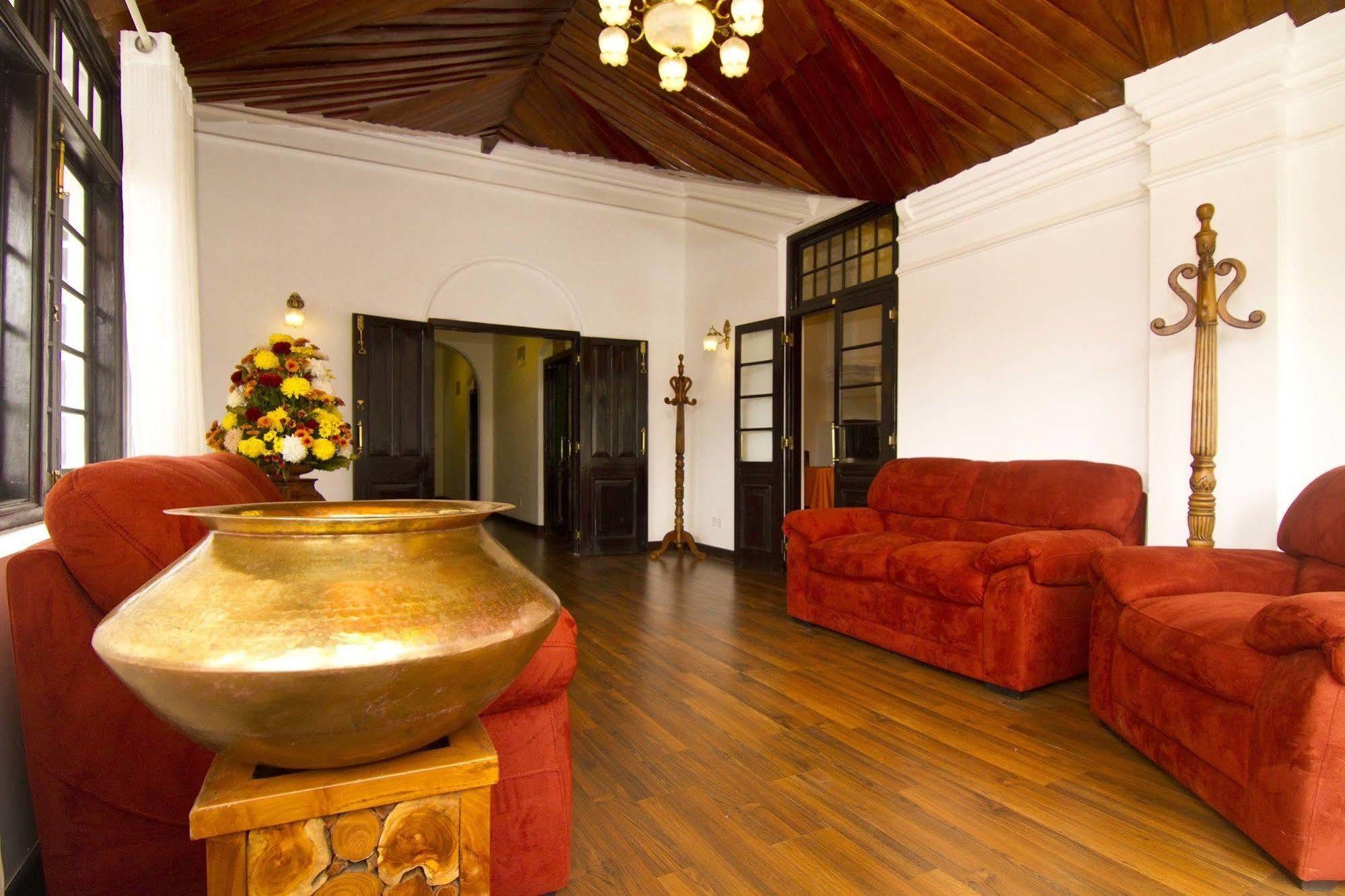 Serene Villa Nuwara Eliya Bagian luar foto